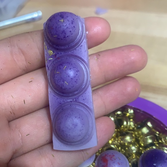 CANDLE DOTS !!! - Picture 2 of 2